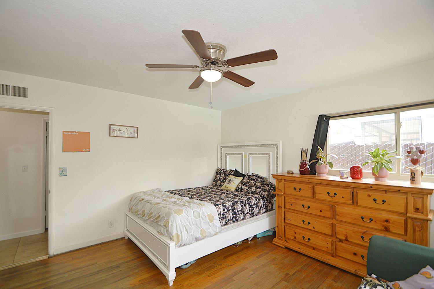 1708 W Andrews Ave, Fresno, CA 93705