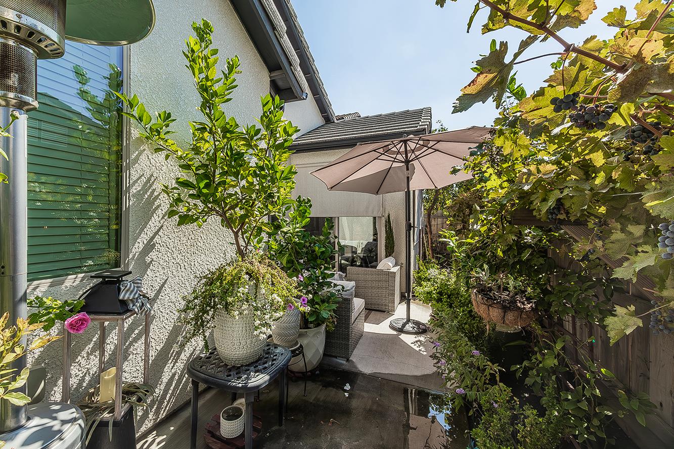 1363 E Via Prato Dr, Fresno, CA 93730