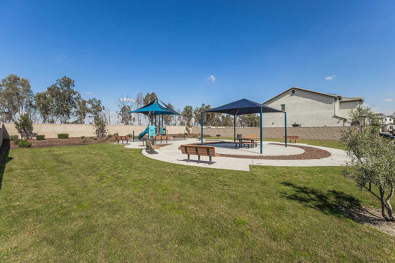 1363 E Via Prato Dr, Fresno, CA 93730