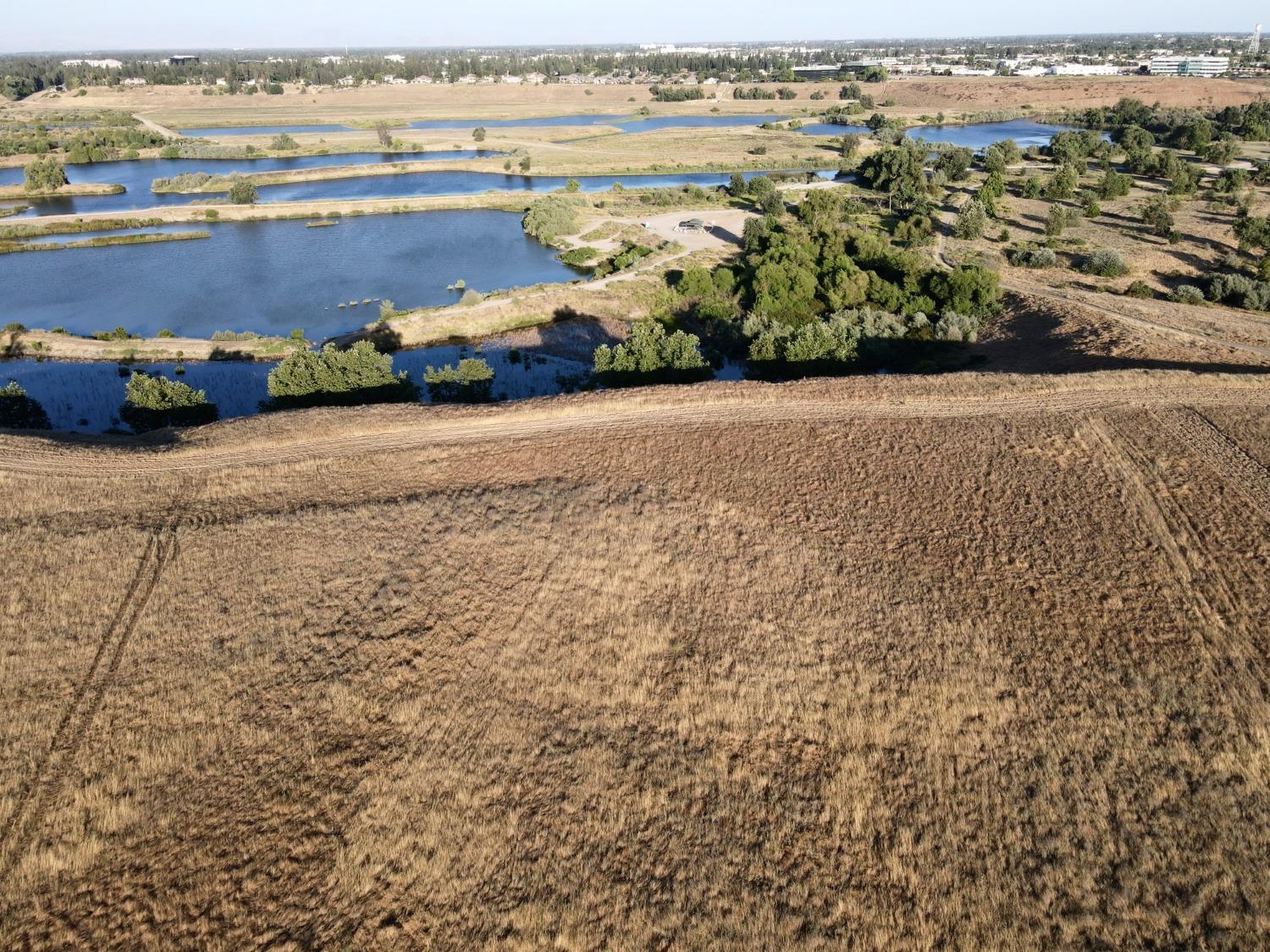 1 River Estate Dr, Madera, CA 93636