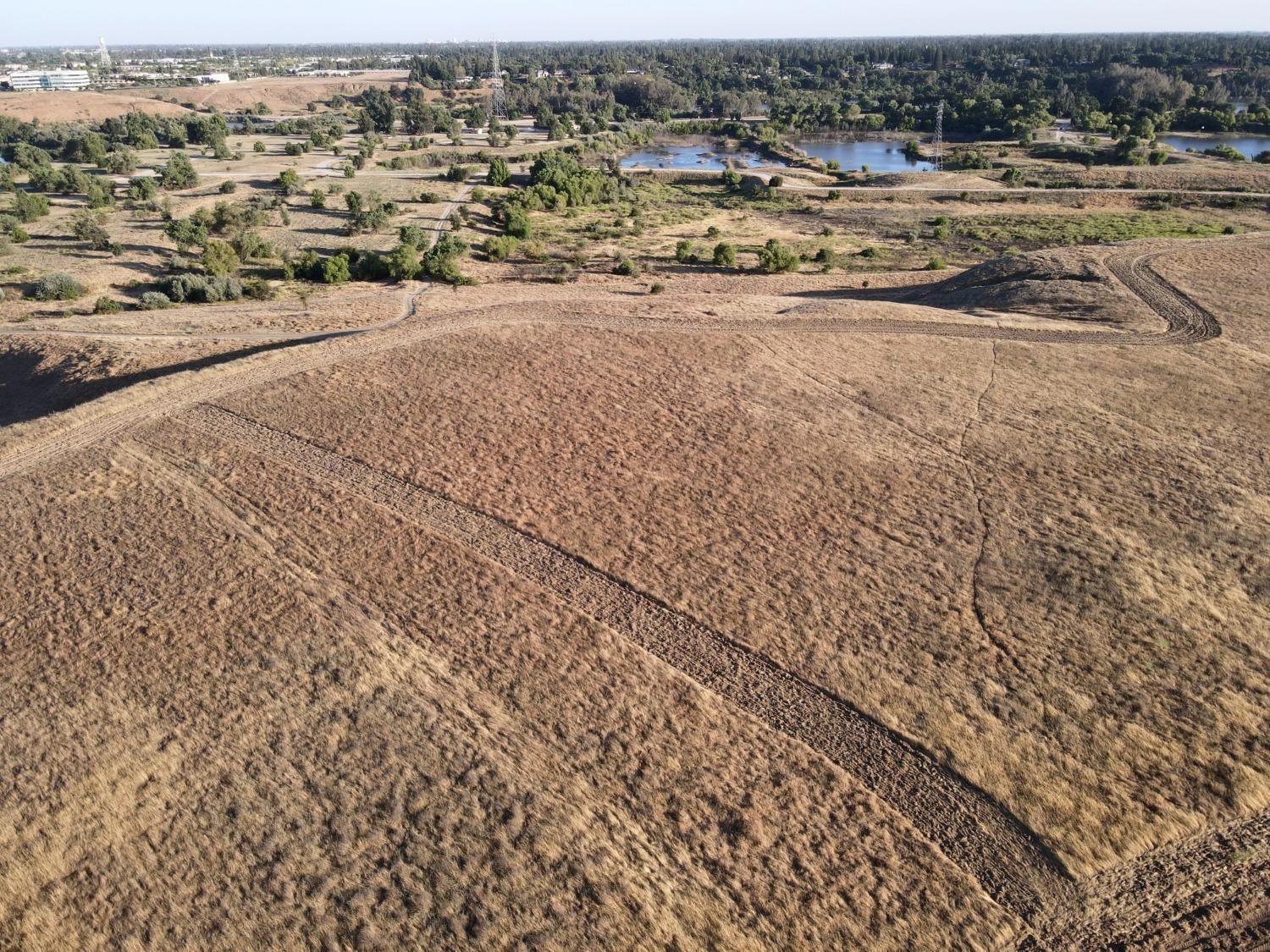 1 River Estate Dr, Madera, CA 93636