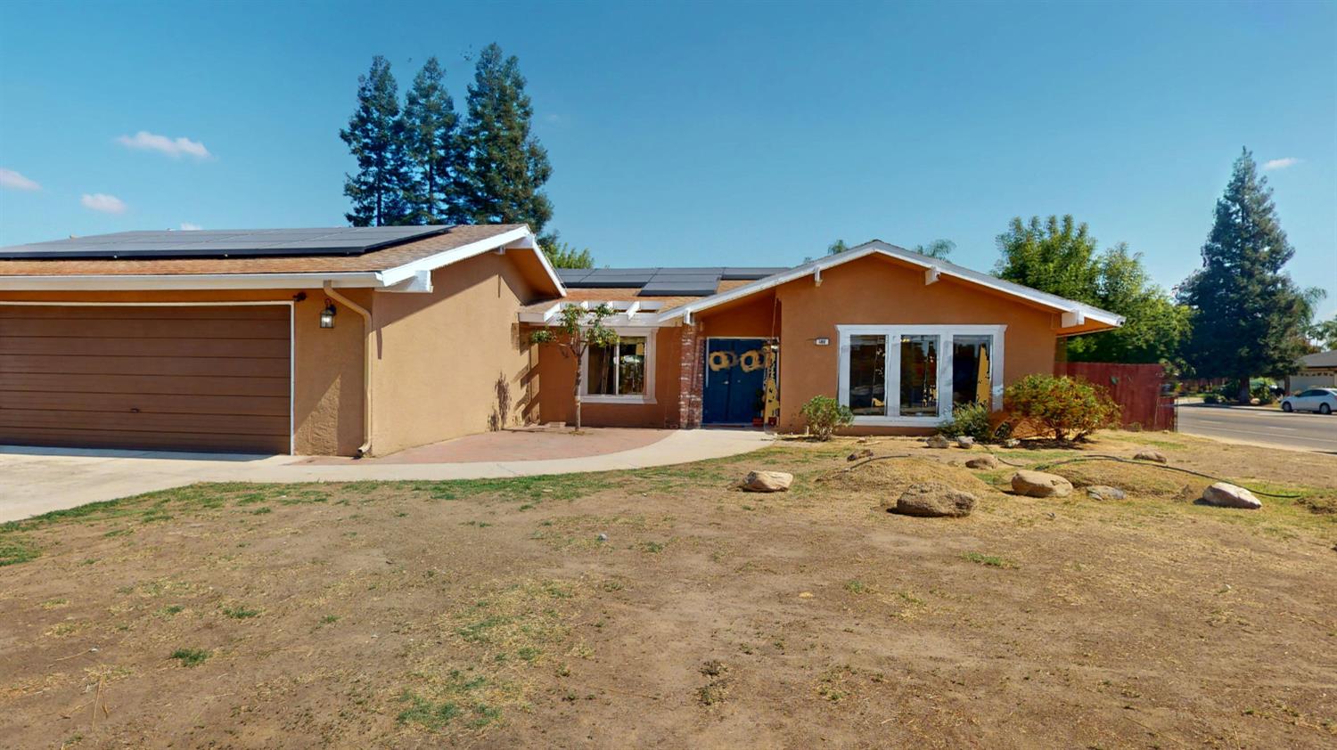 188 Lyon, Sanger, CA 93657