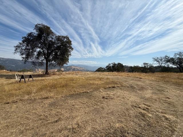 24 Seminole Rd, Tollhouse, CA 93667