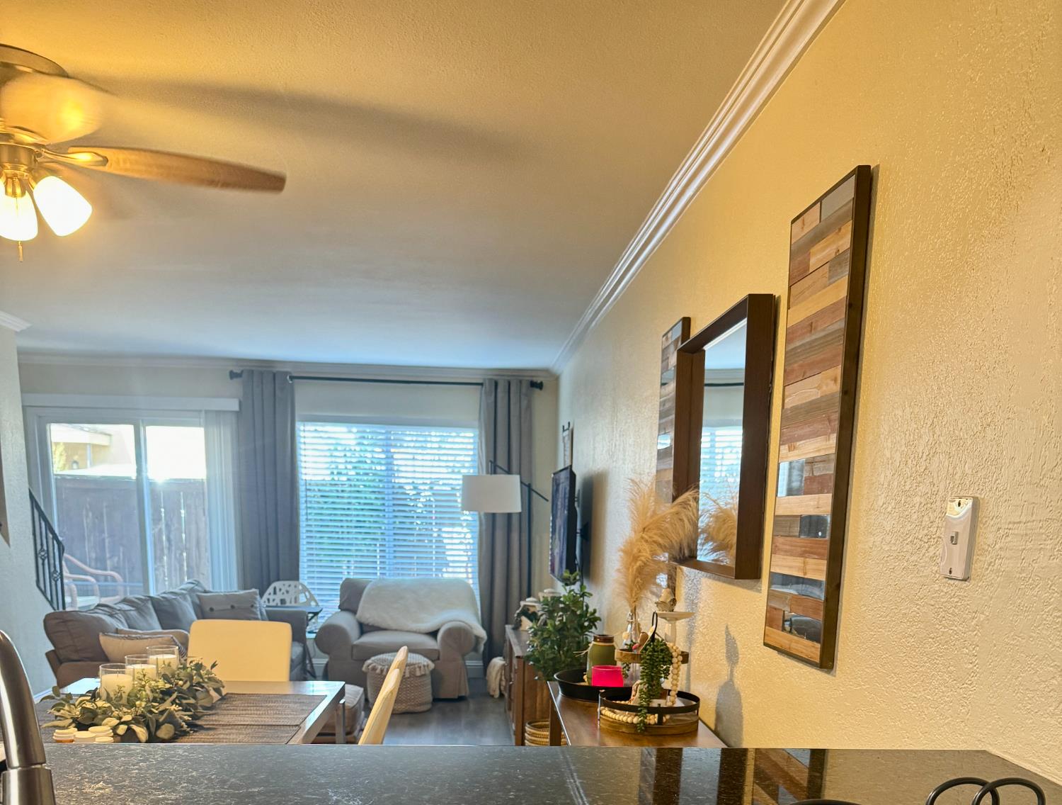 7166 N Fruit Ave #160, Fresno, CA 93711