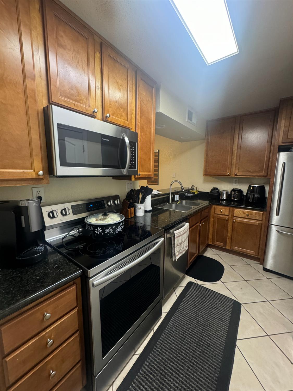 7166 N Fruit Ave #160, Fresno, CA 93711