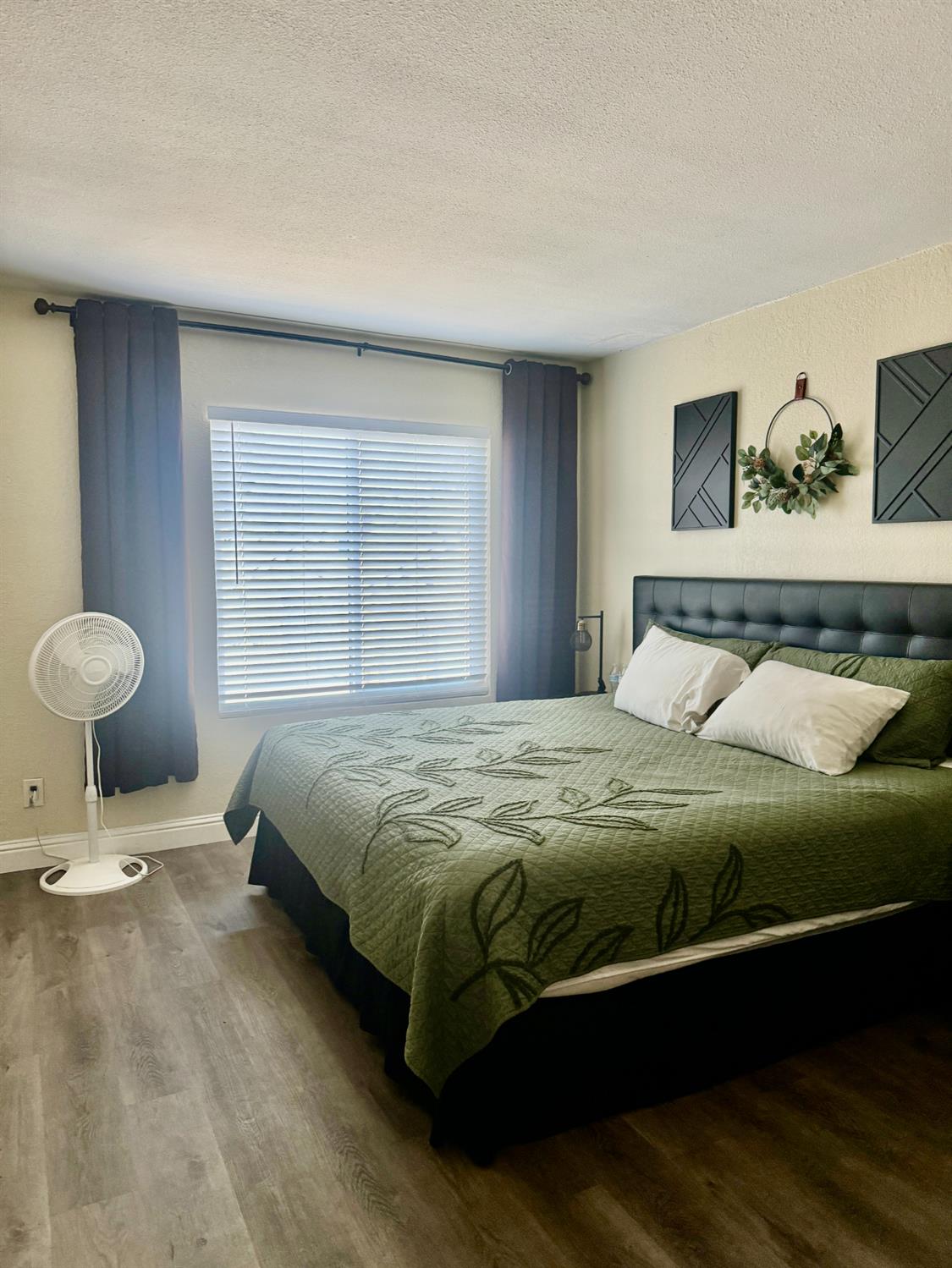 7166 N Fruit Ave #160, Fresno, CA 93711