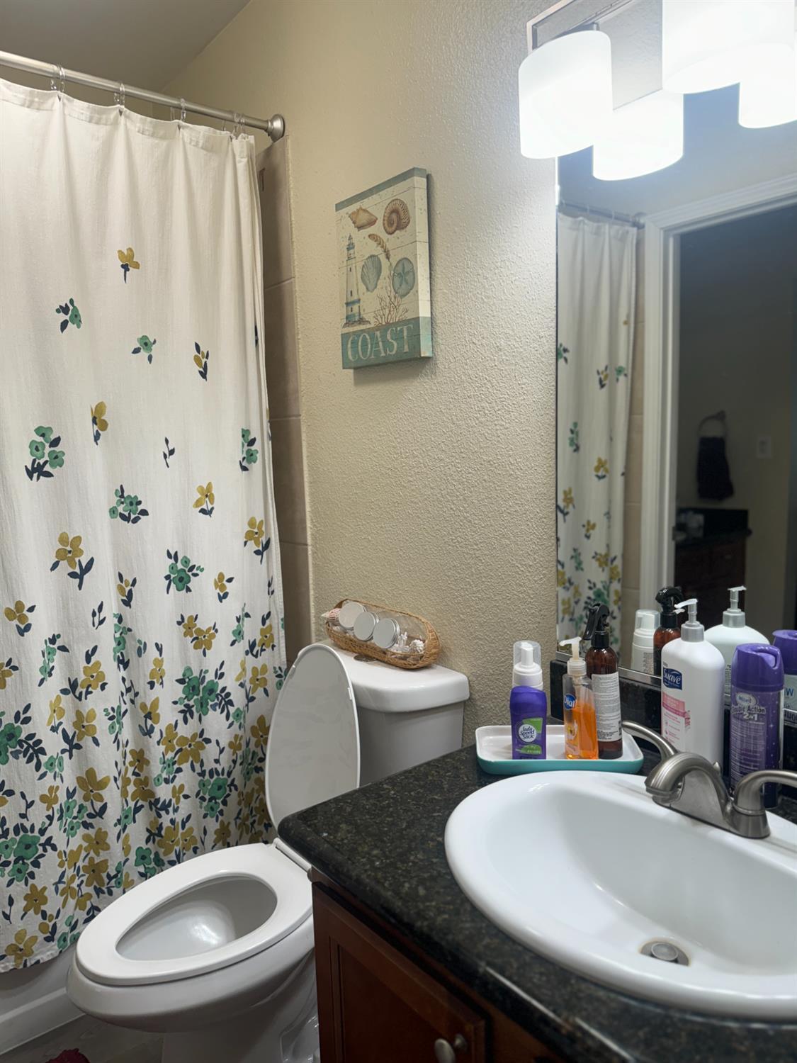 7166 N Fruit Ave #160, Fresno, CA 93711