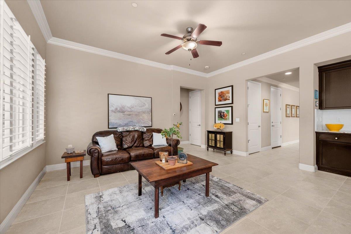 5649 N Romeo Ln, Fresno, CA 93711