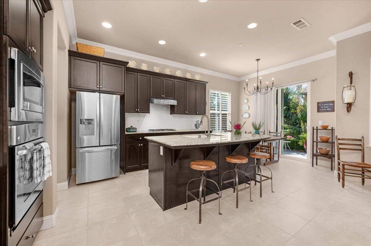 5649 N Romeo Ln, Fresno, CA 93711