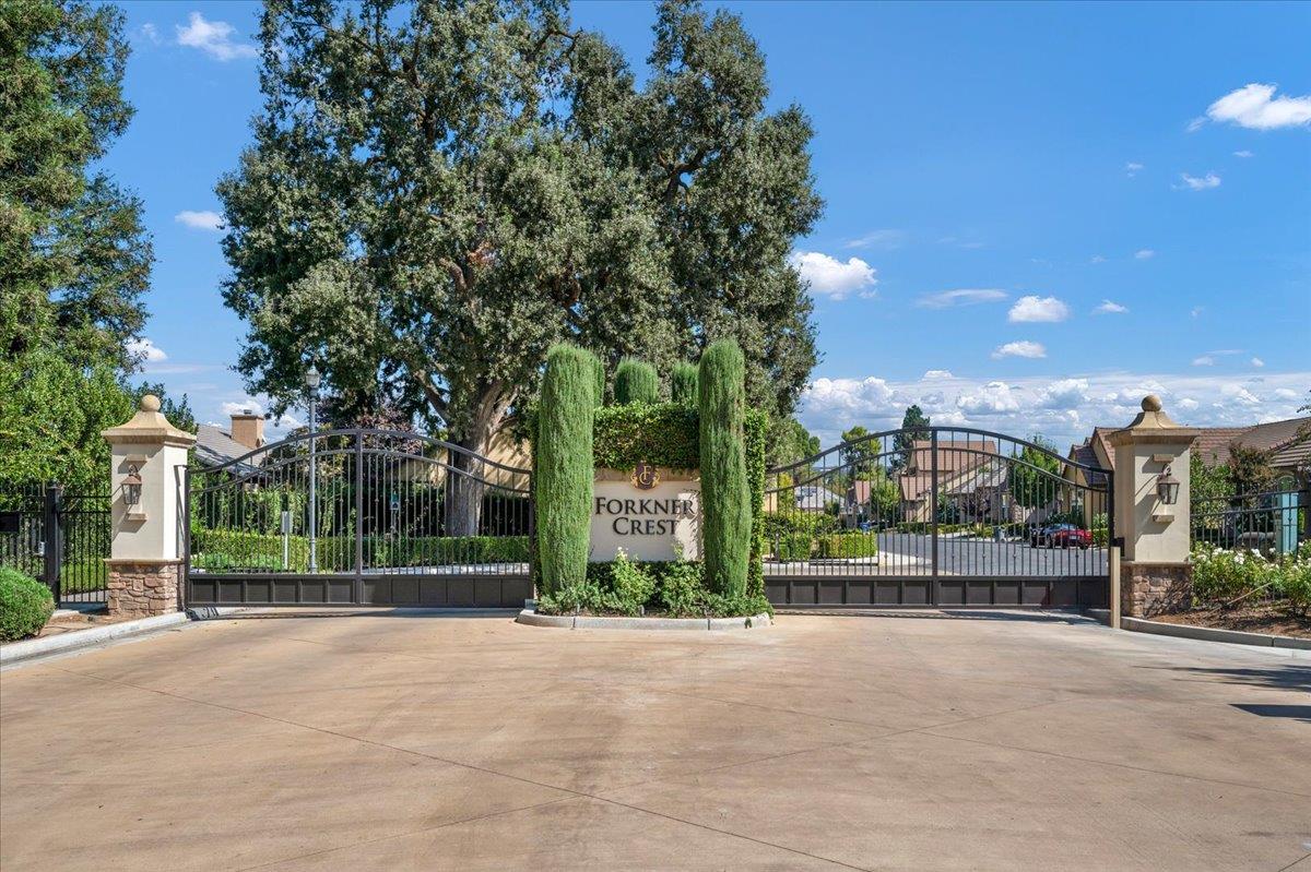 5649 N Romeo Ln, Fresno, CA 93711