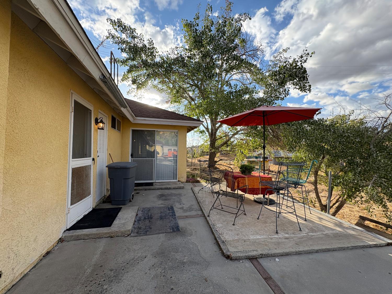 39525 S Lilley Way, Coarsegold, CA 93614