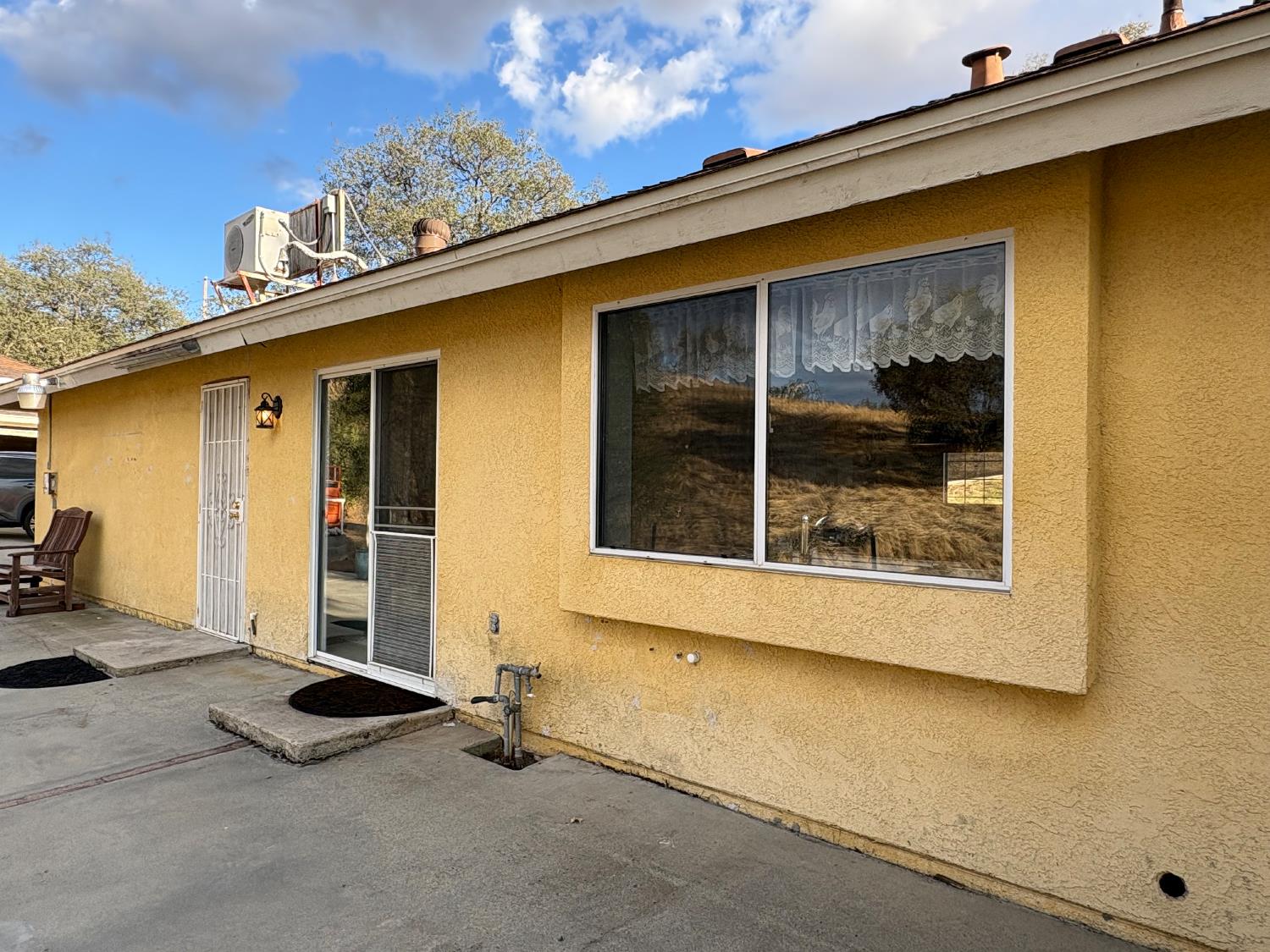 39525 S Lilley Way, Coarsegold, CA 93614