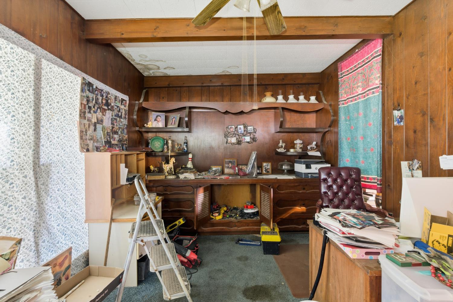 8896 13th Ave, Hanford, CA 93230