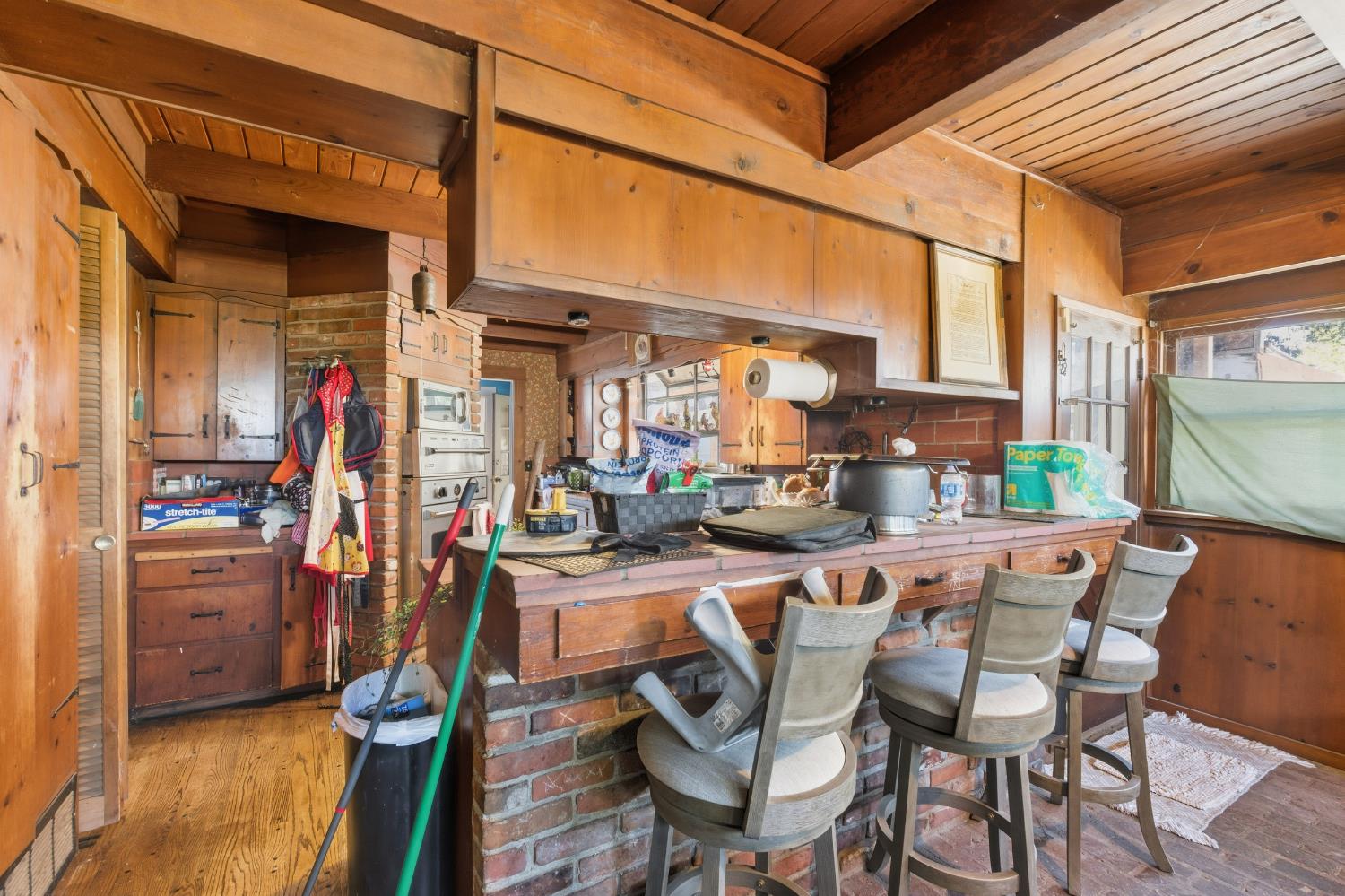 8896 13th Ave, Hanford, CA 93230