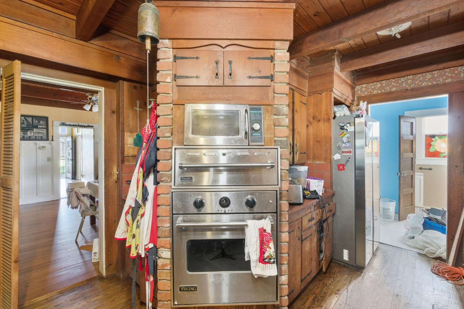 8896 13th Ave, Hanford, CA 93230