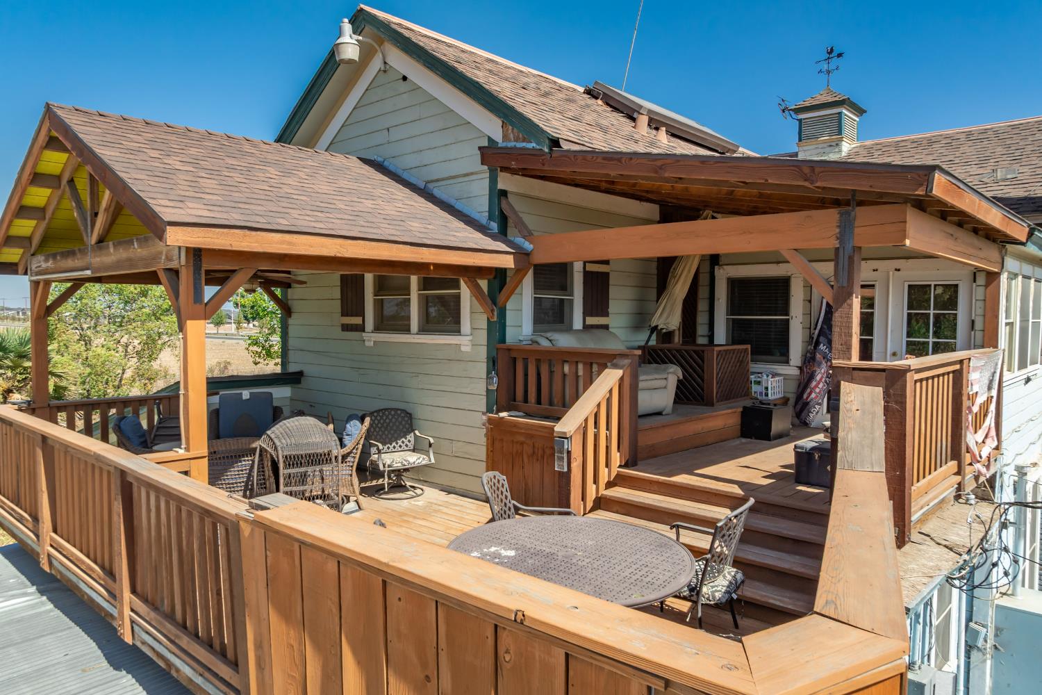 8896 13th Ave, Hanford, CA 93230