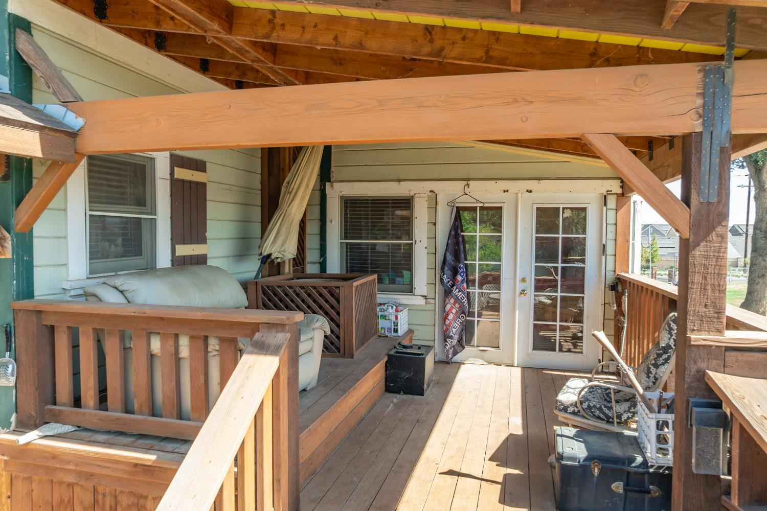 8896 13th Ave, Hanford, CA 93230