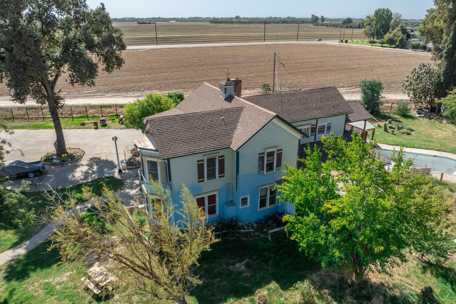 8896 13th Ave, Hanford, CA 93230