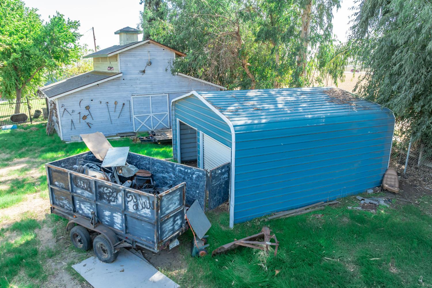 8896 13th Ave, Hanford, CA 93230