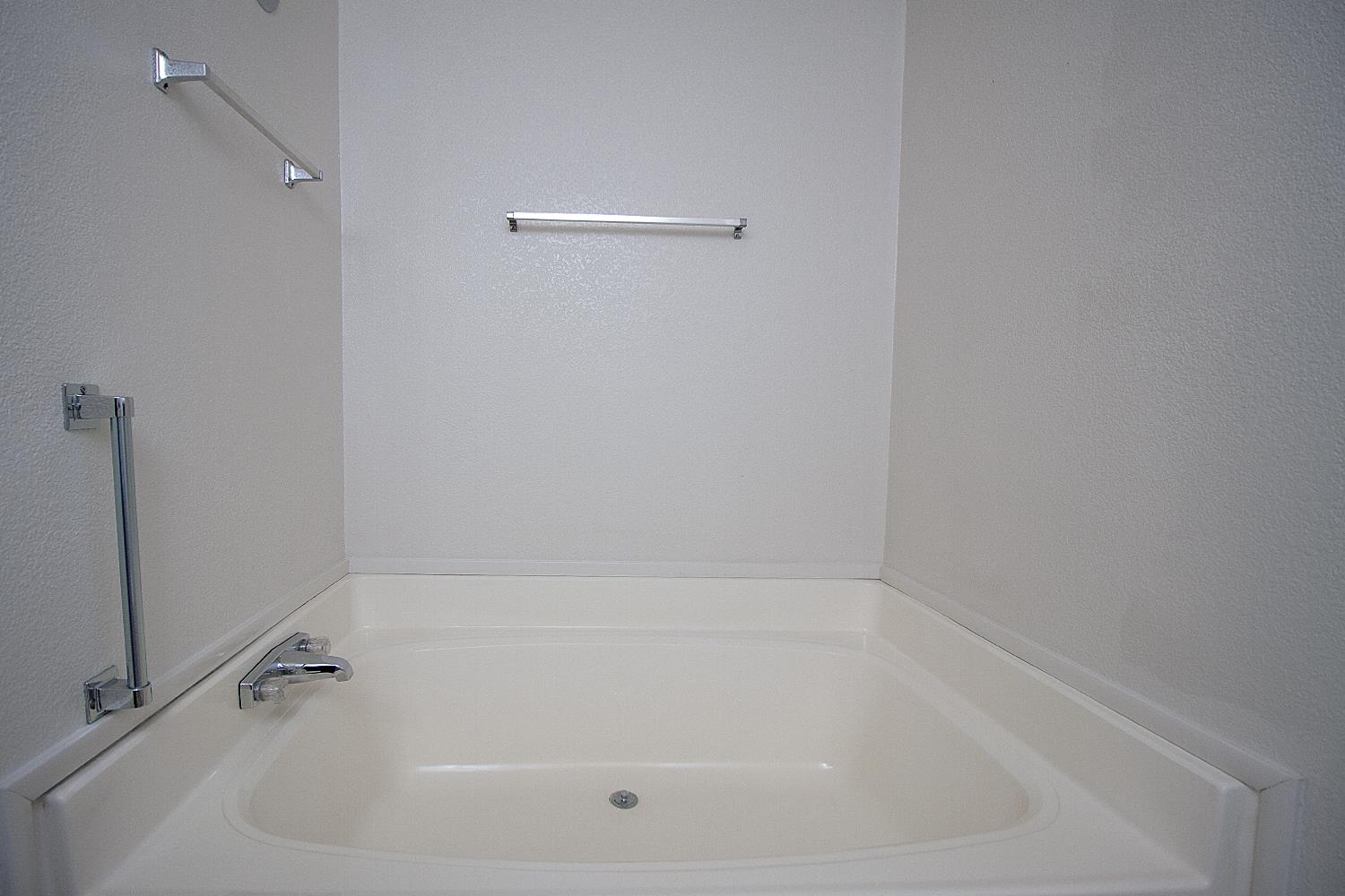 221 W Herndon Ave #130, Fresno, CA 93650