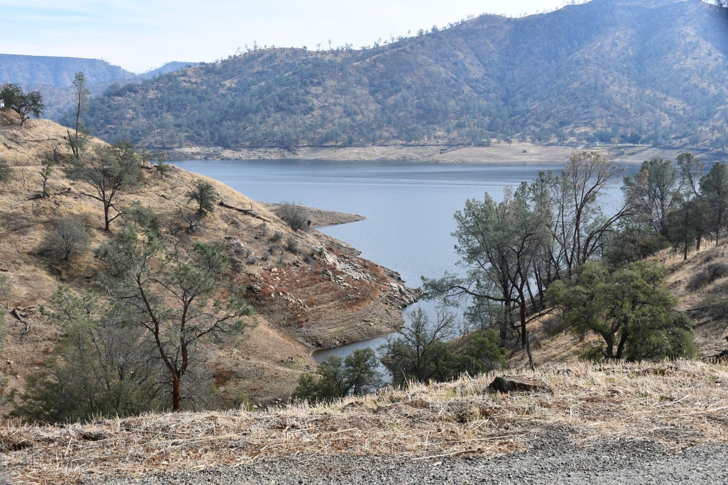 102 Hidden Lake Blvd, Friant, CA 93653