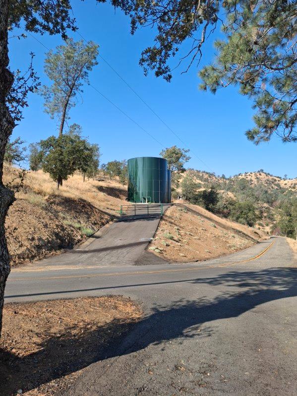 102 Hidden Lake Blvd, Friant, CA 93653