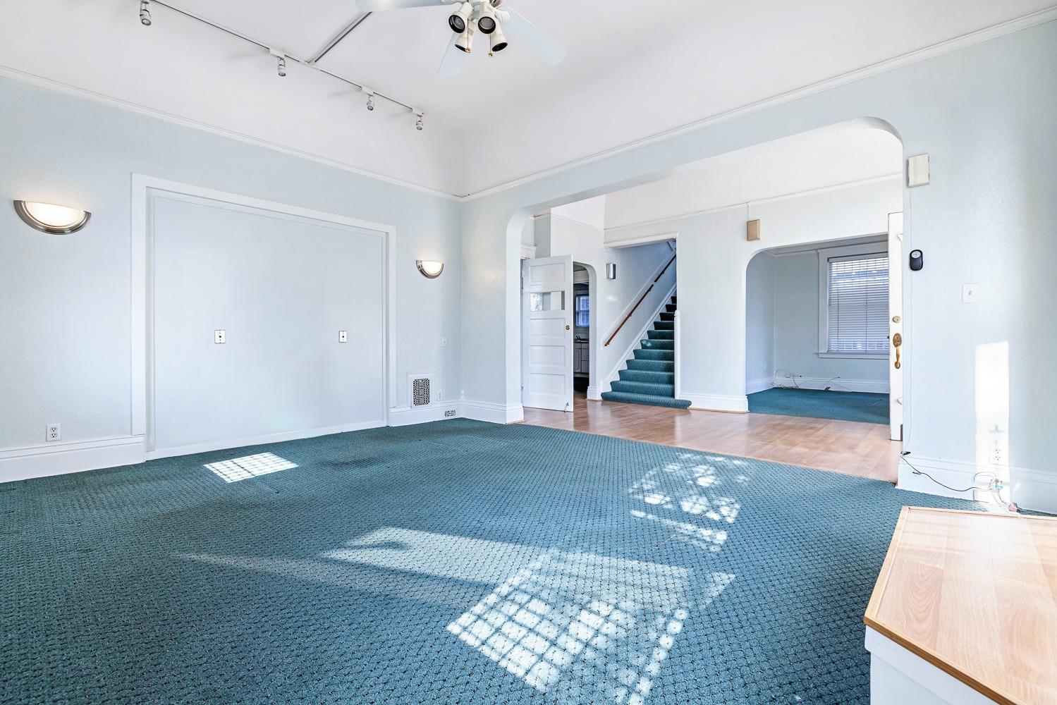 235 N Fulton St, Fresno, CA 93701