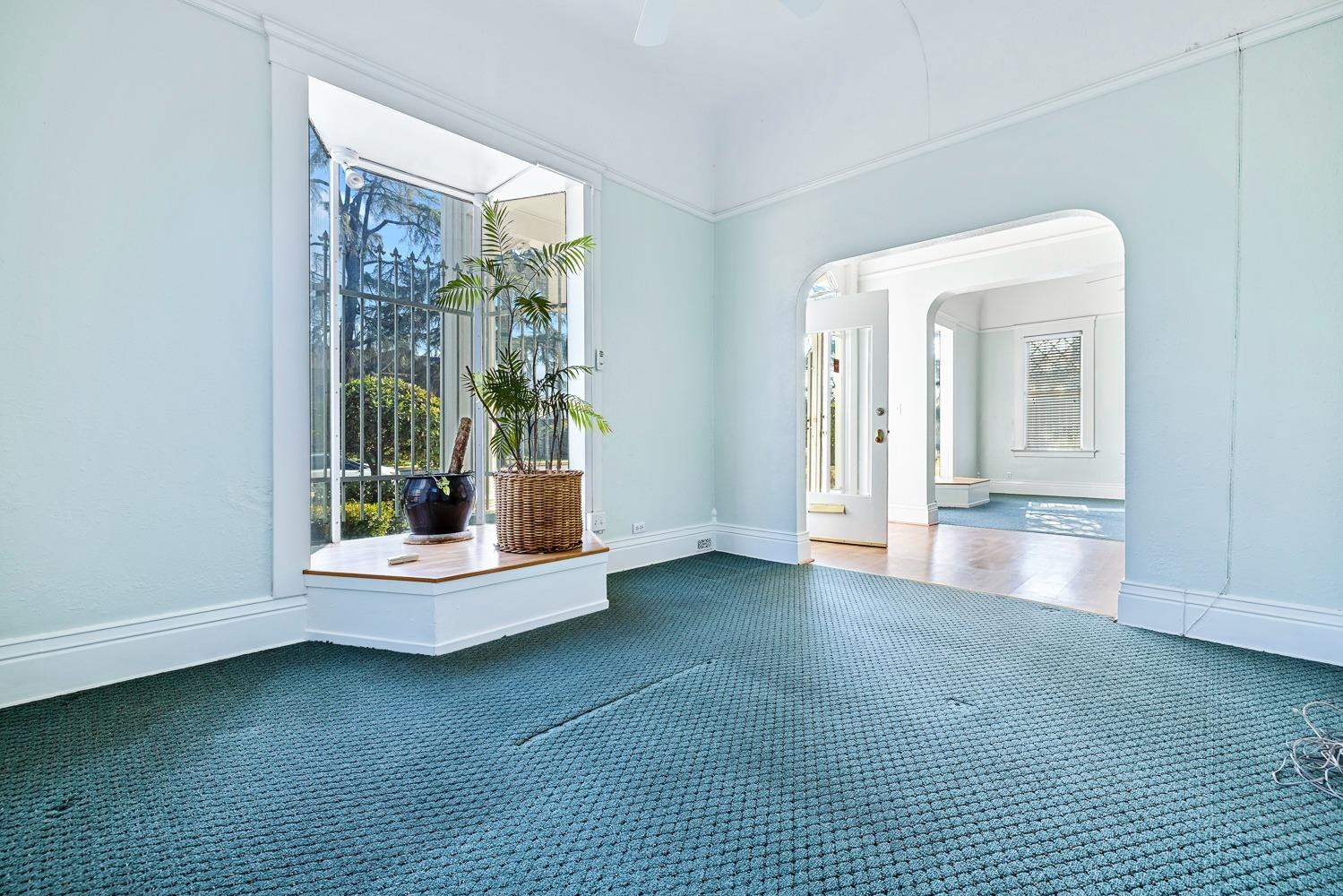 235 N Fulton St, Fresno, CA 93701