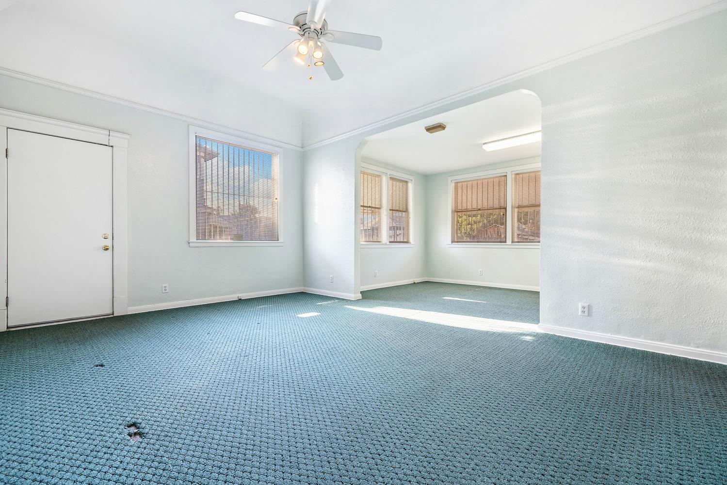 235 N Fulton St, Fresno, CA 93701