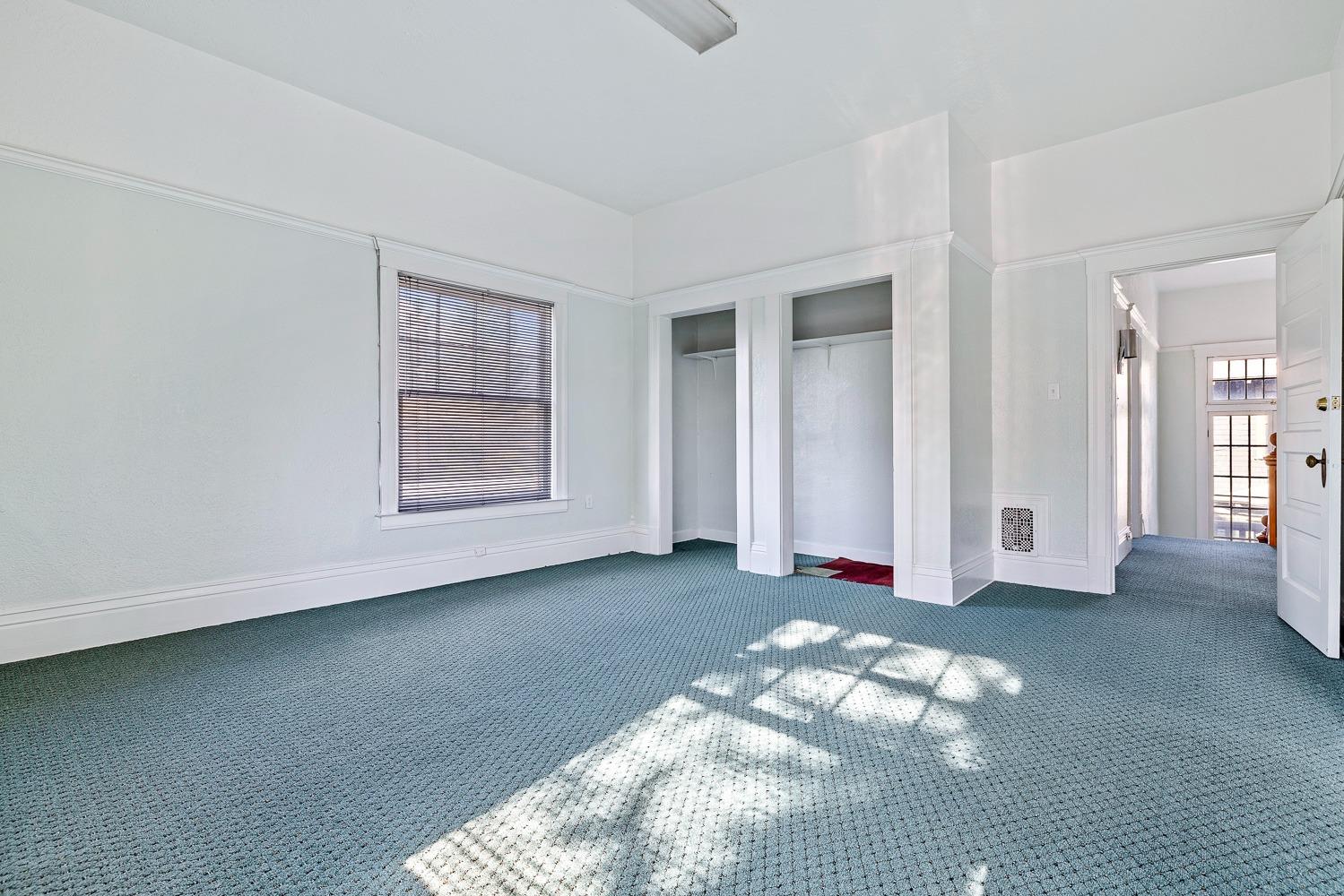 235 N Fulton St, Fresno, CA 93701