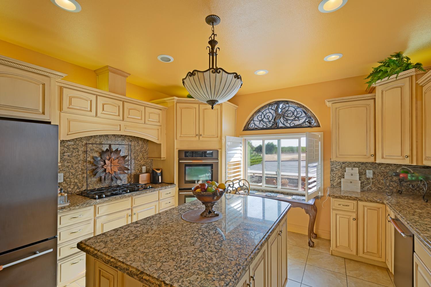 23452 Road 20, Chowchilla, CA 93610