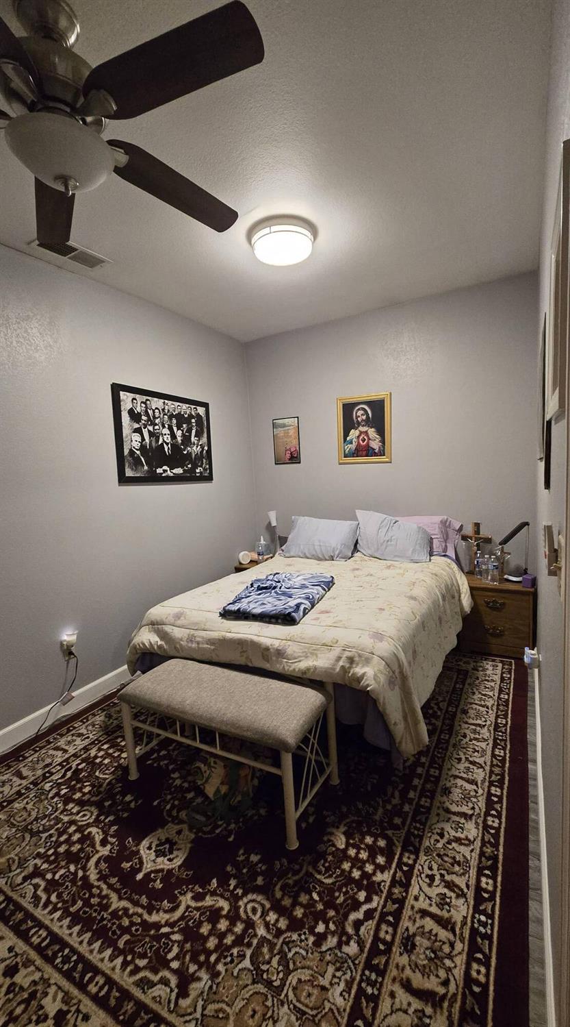2215 N Fresno St, Fresno, CA 93703