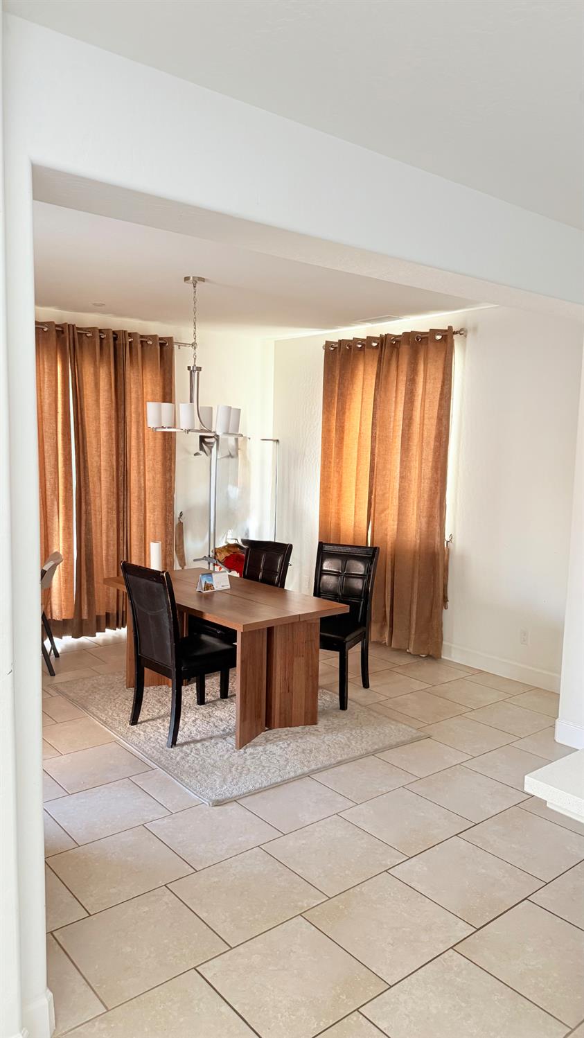 6294 W Northdale Ave, Fresno, CA 93723