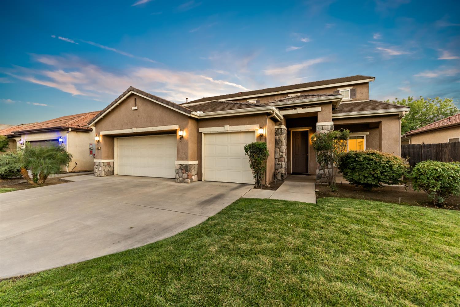 6083 E Andrews Ave, Fresno, CA 93727