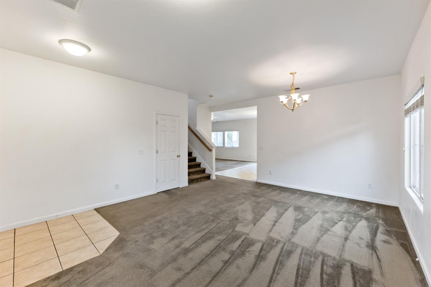 6083 E Andrews Ave, Fresno, CA 93727