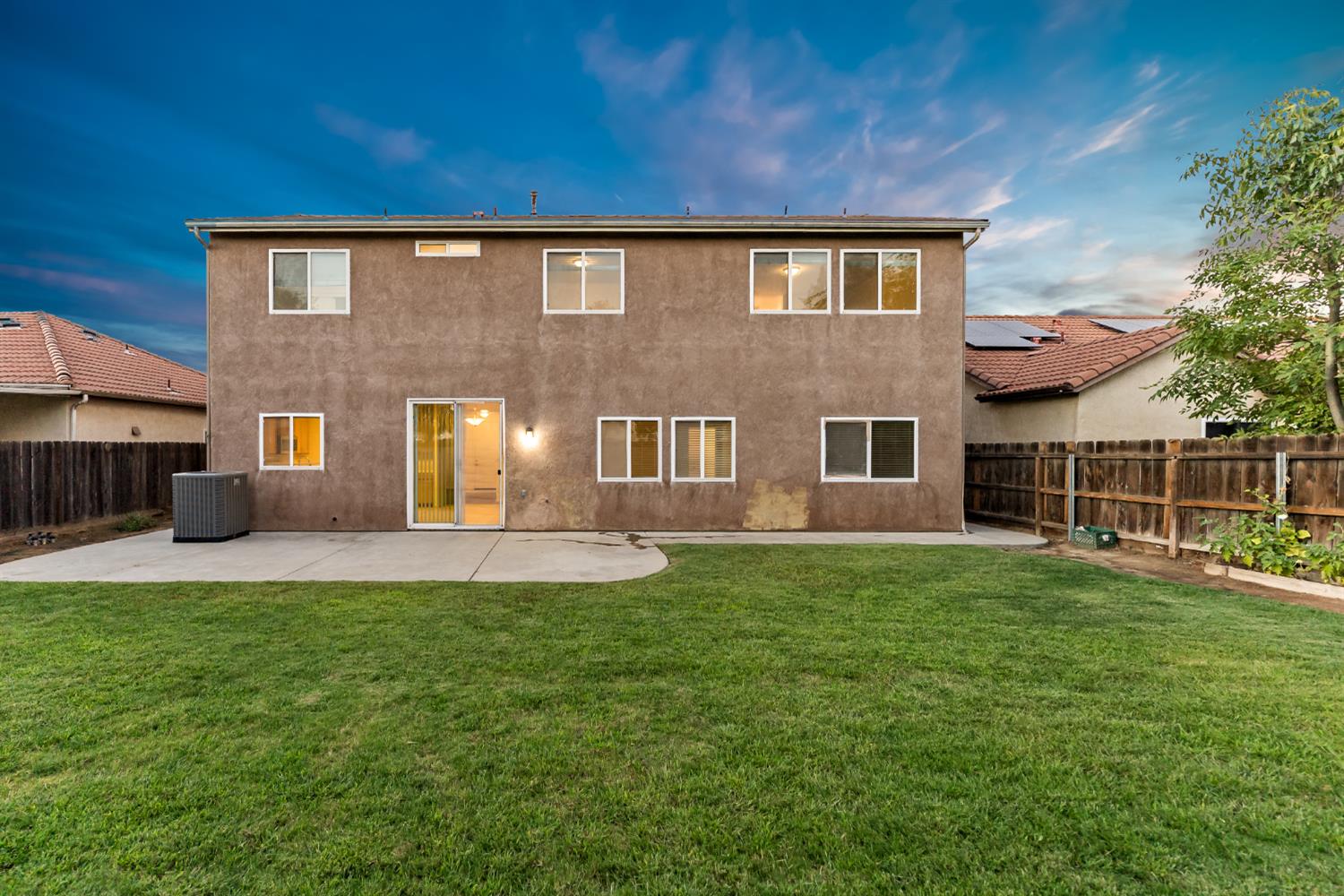 6083 E Andrews Ave, Fresno, CA 93727