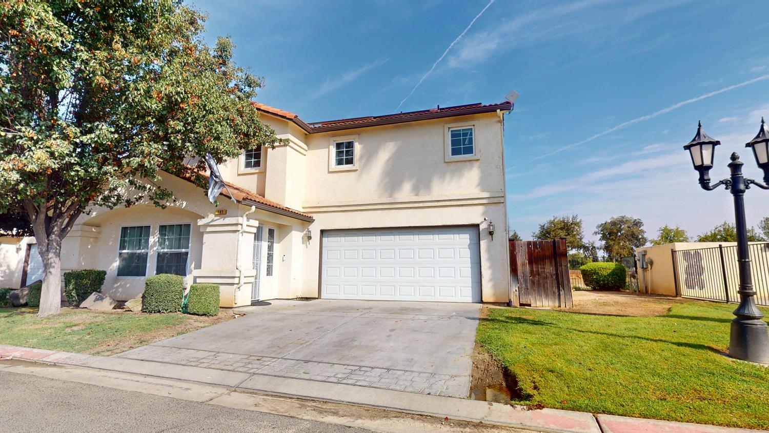 185 River Pointe, Madera, CA 93637