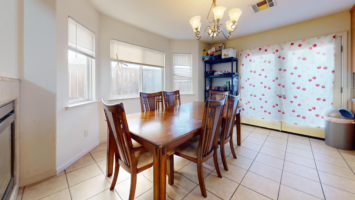 185 River Pointe, Madera, CA 93637