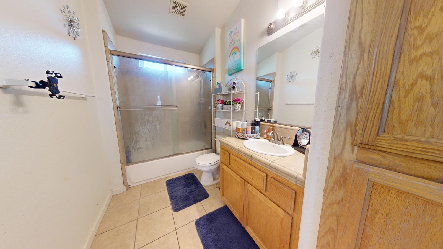 185 River Pointe, Madera, CA 93637