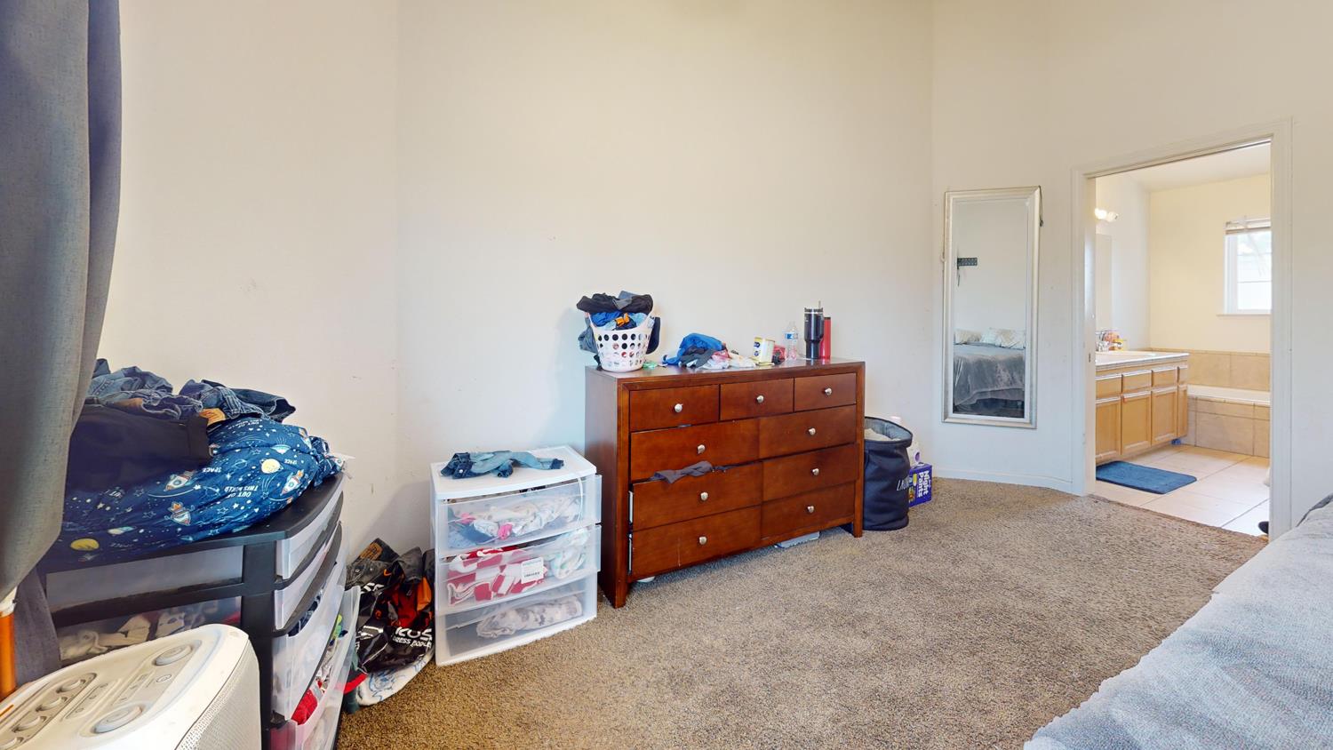 185 River Pointe, Madera, CA 93637