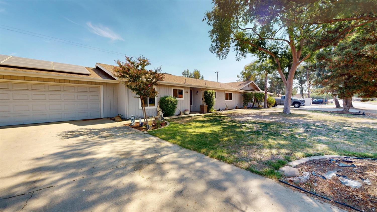 17841 Rodeo Dr, Madera, CA 93638