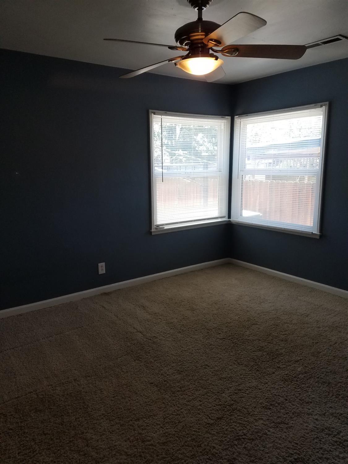 36 E Cortland Ave, Fresno, CA 93704