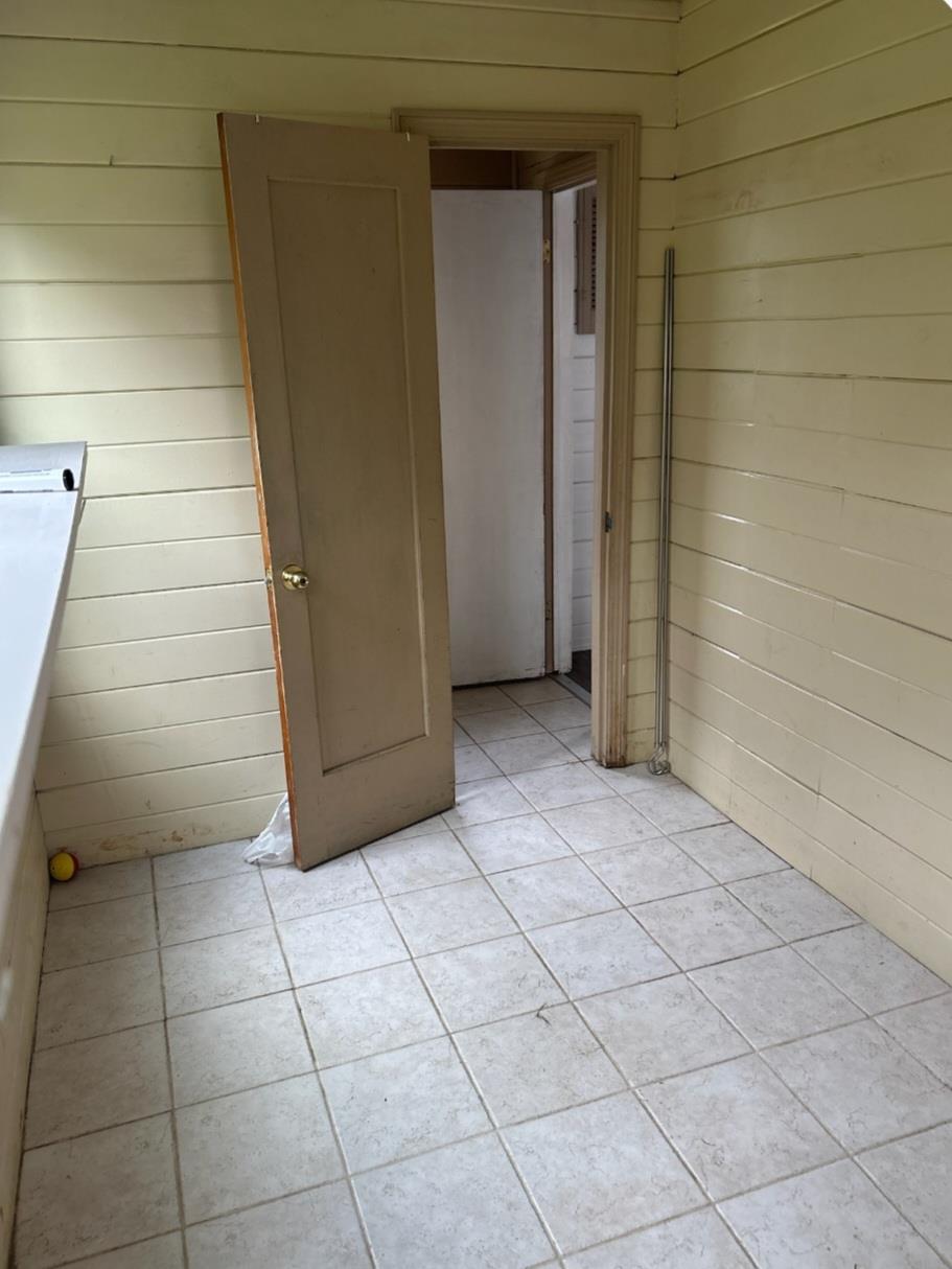 36 E Cortland Ave, Fresno, CA 93704