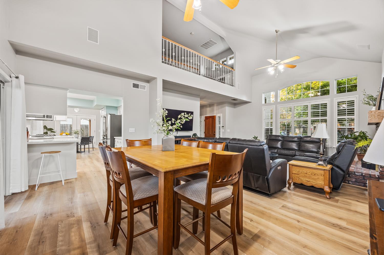 2586 Roberts Ave, Clovis, CA 93611