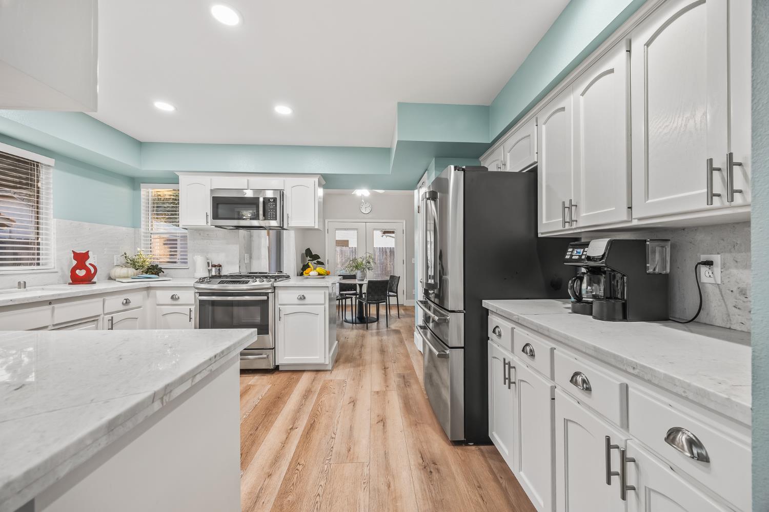 2586 Roberts Ave, Clovis, CA 93611