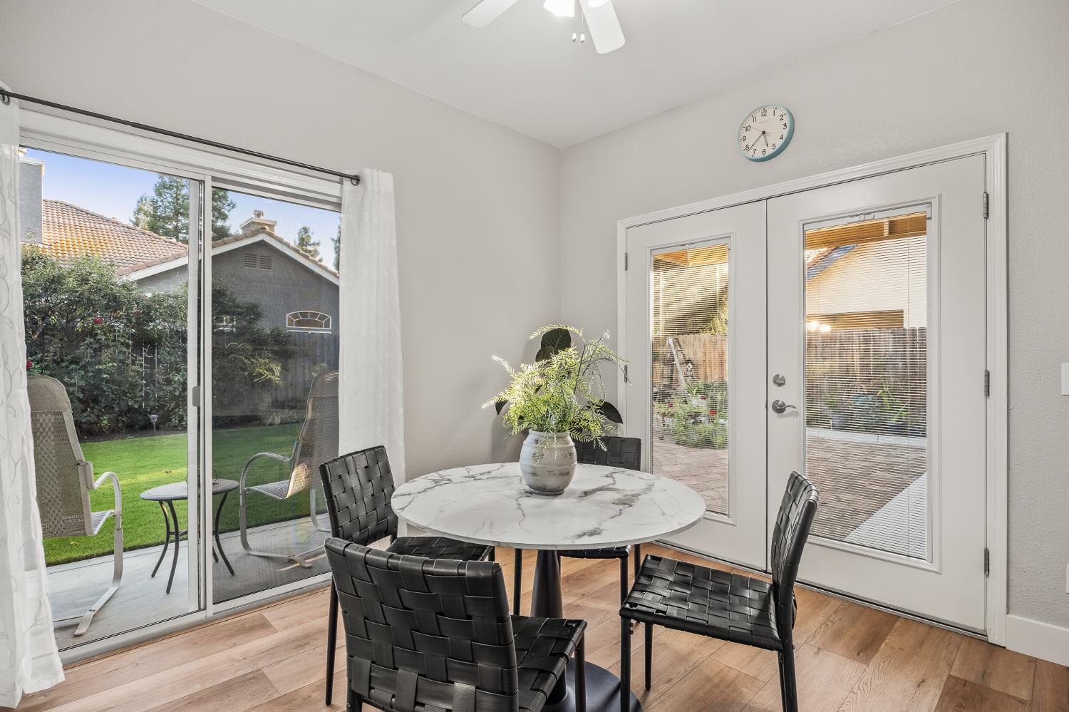 2586 Roberts Ave, Clovis, CA 93611