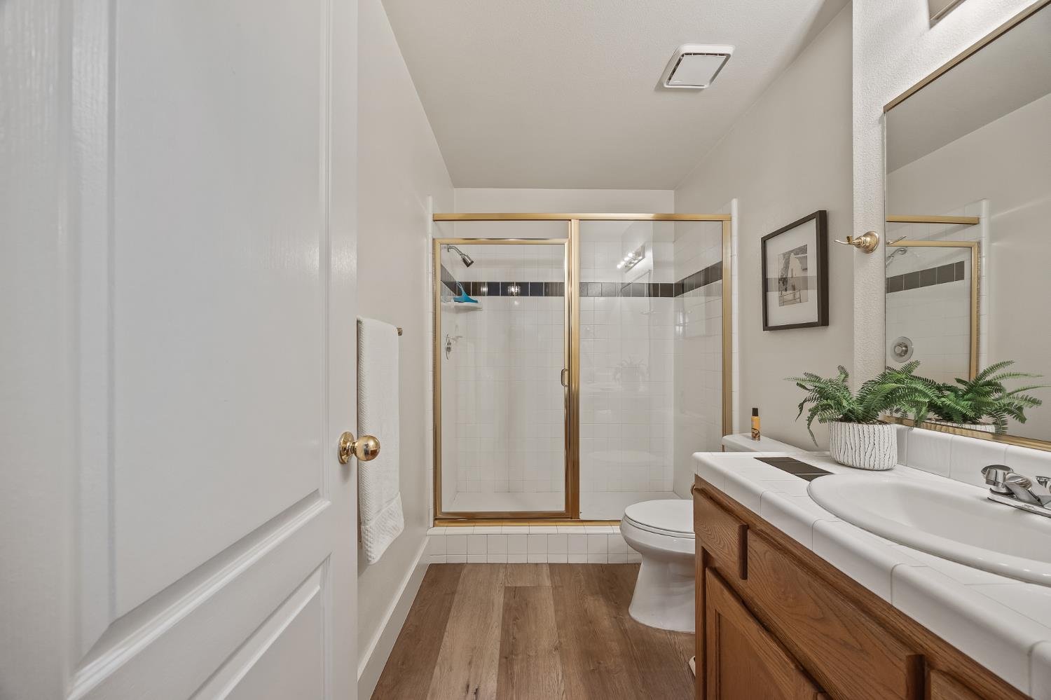 2586 Roberts Ave, Clovis, CA 93611