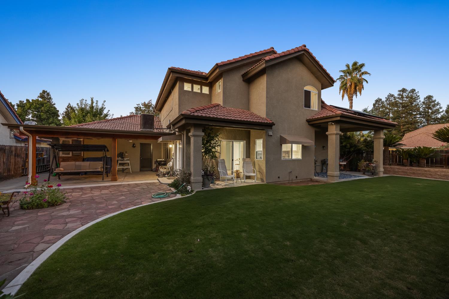 2586 Roberts Ave, Clovis, CA 93611