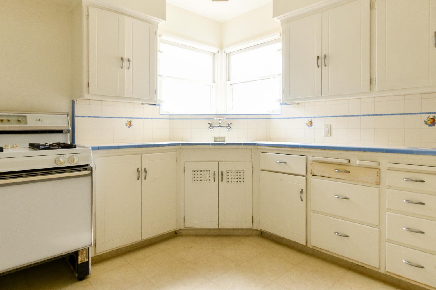 1564 N Arthur Ave, Fresno, CA 93728