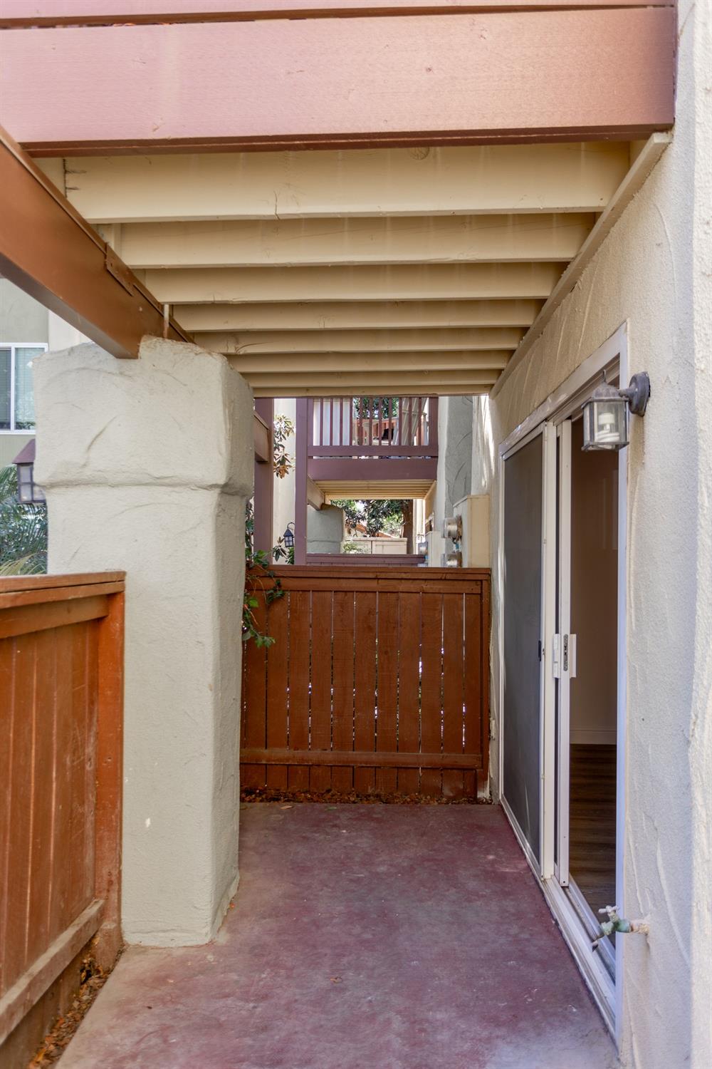 2881 Huntington Blvd #121, Fresno, CA 93721